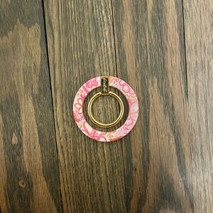 Elegant Pink Floral Phone Ring Holder